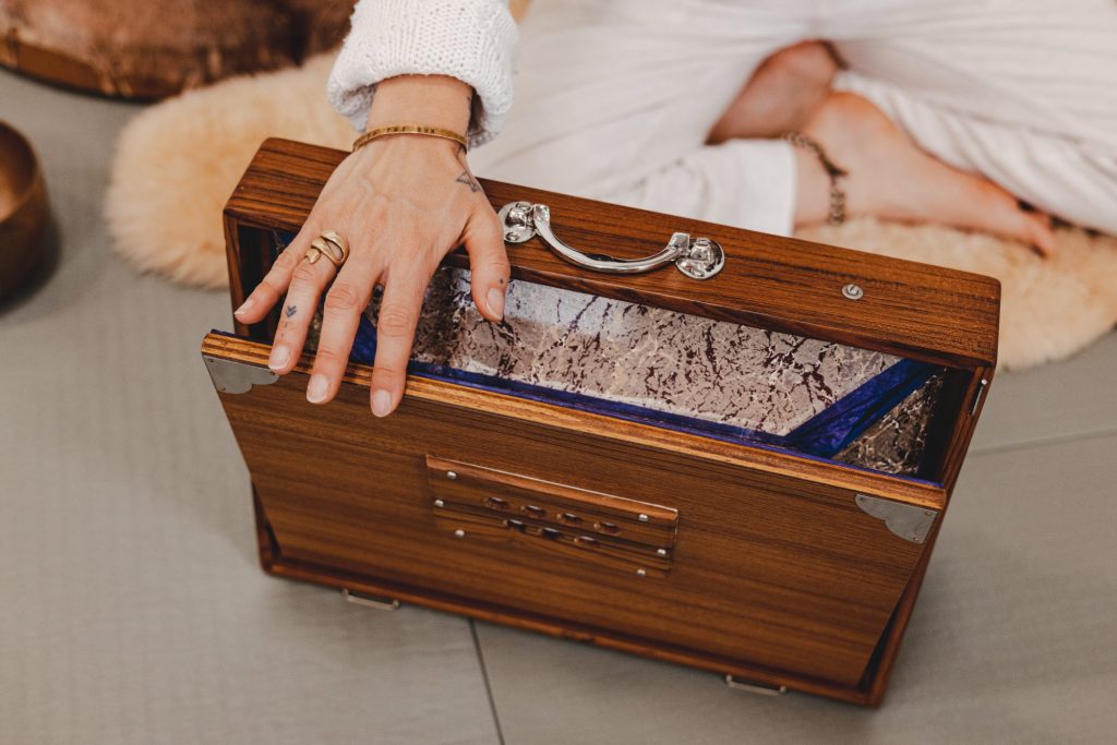 shroutibox
